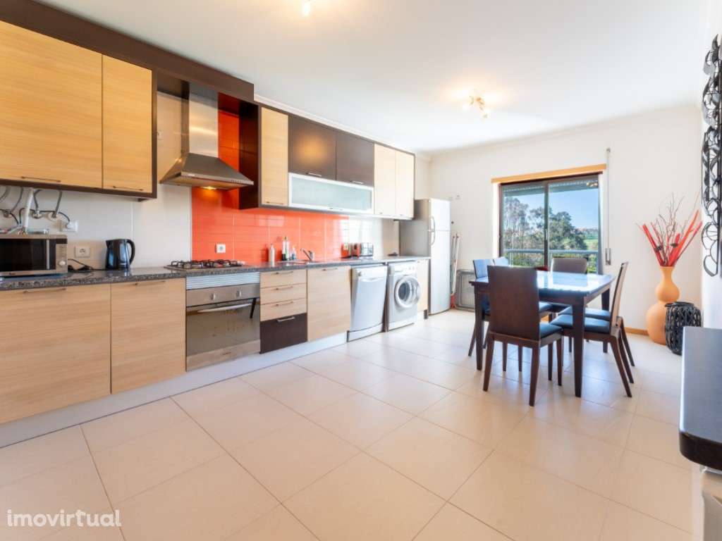 Apart T3 com garagem em condomínio com 2 piscinas e jardim na Nazar... - Grande imagem: 4/26