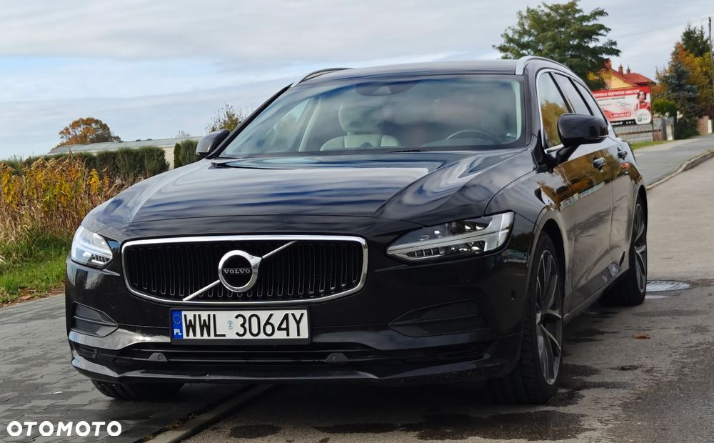 Volvo V90 D4 Geartronic Momentum Pro - 1