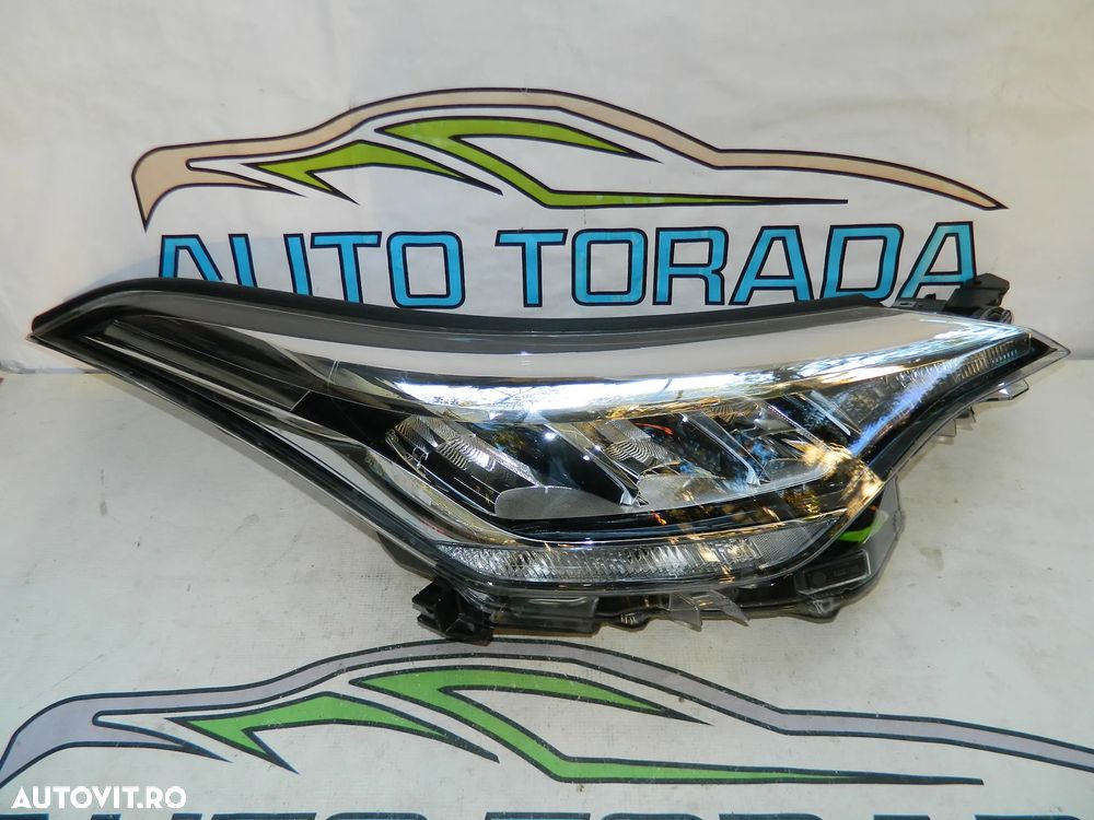 Far dreapta led Toyota CHR C-HR Facelift 2019-2022 cod 81110-F4180 - 1
