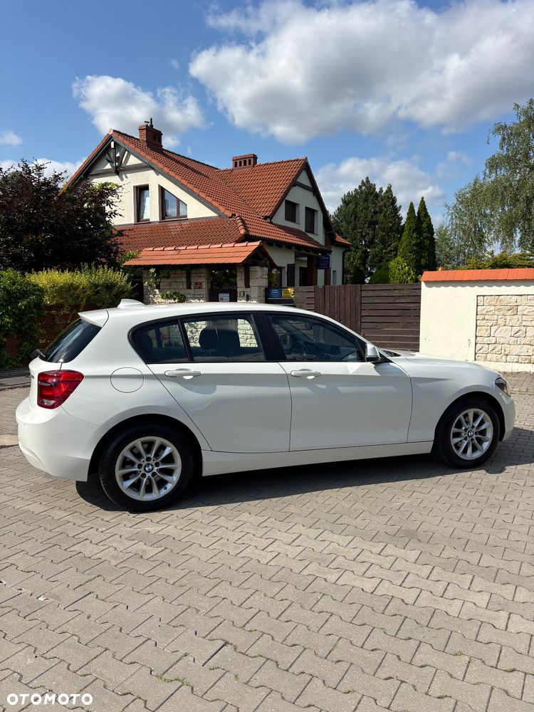 BMW Seria 1 116i - 13