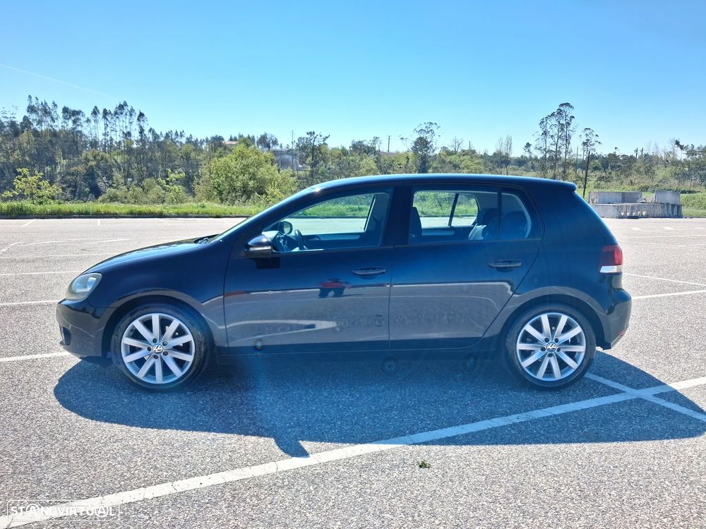 VW Golf 1.6 TDi Highline DSG - 2