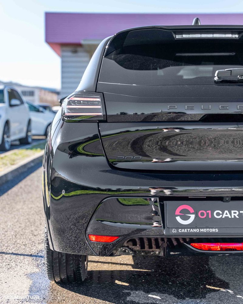 Peugeot 208 1.2 Hybrid GT e-DCS6 - 8