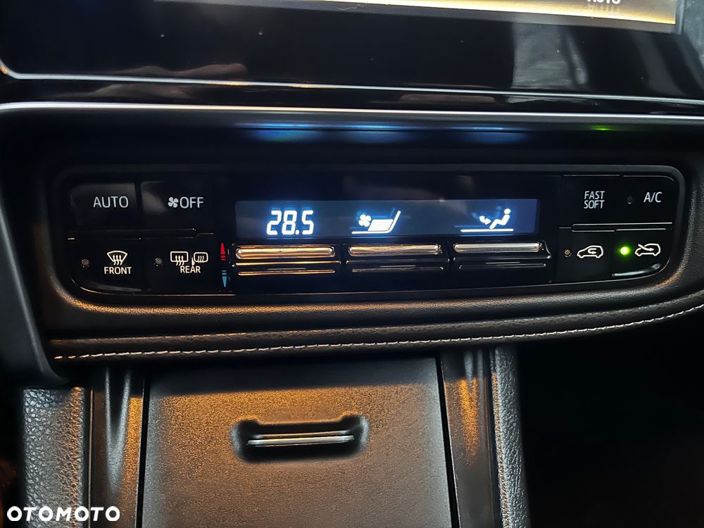 Toyota Auris 1.6 D-4D Design Edition - 21