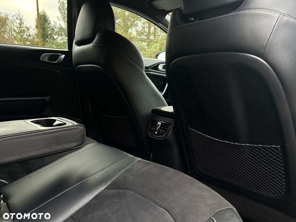 Kia ProCeed 1.4 T-GDI OPF GT LINE - 22