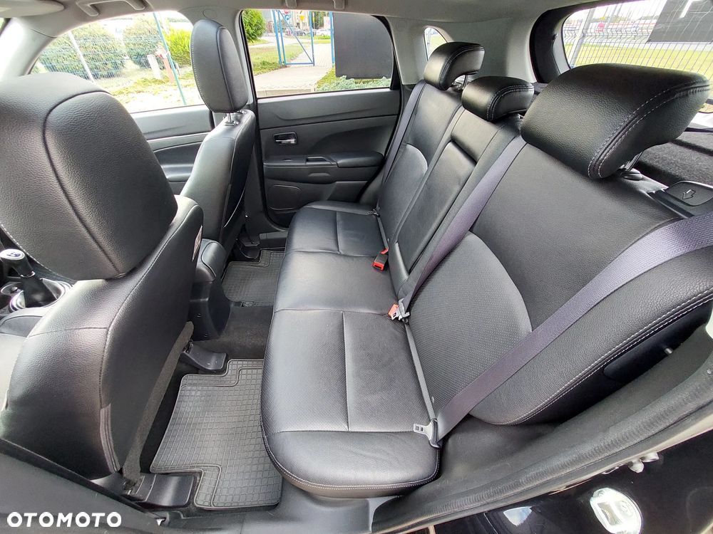 Mitsubishi ASX 1.6 Instyle - 10