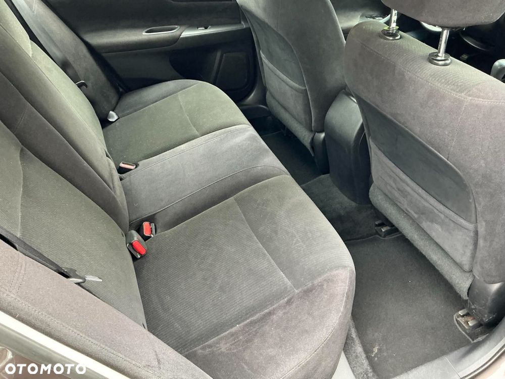 Nissan Altima - 18