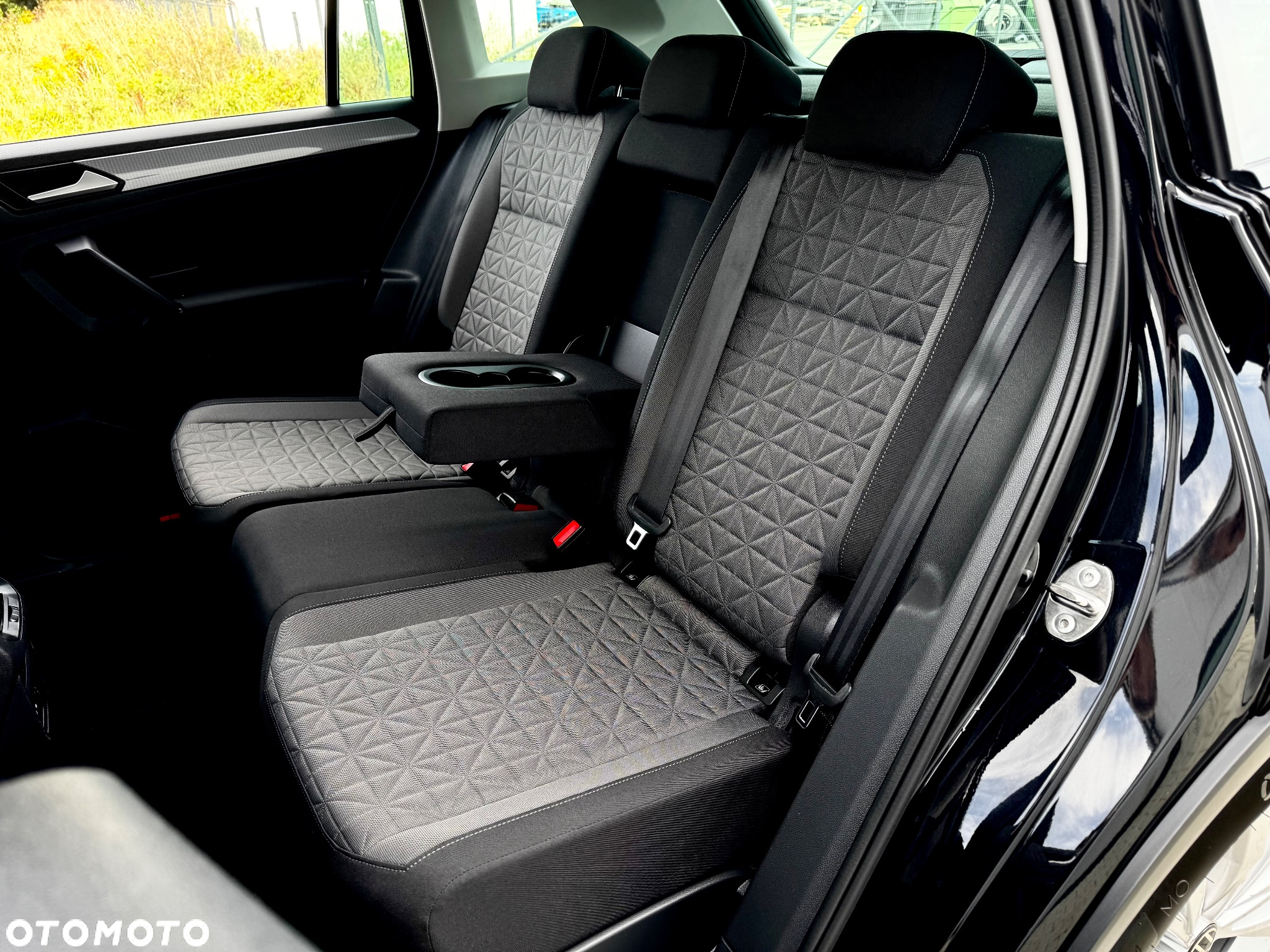 Volkswagen Tiguan - 8