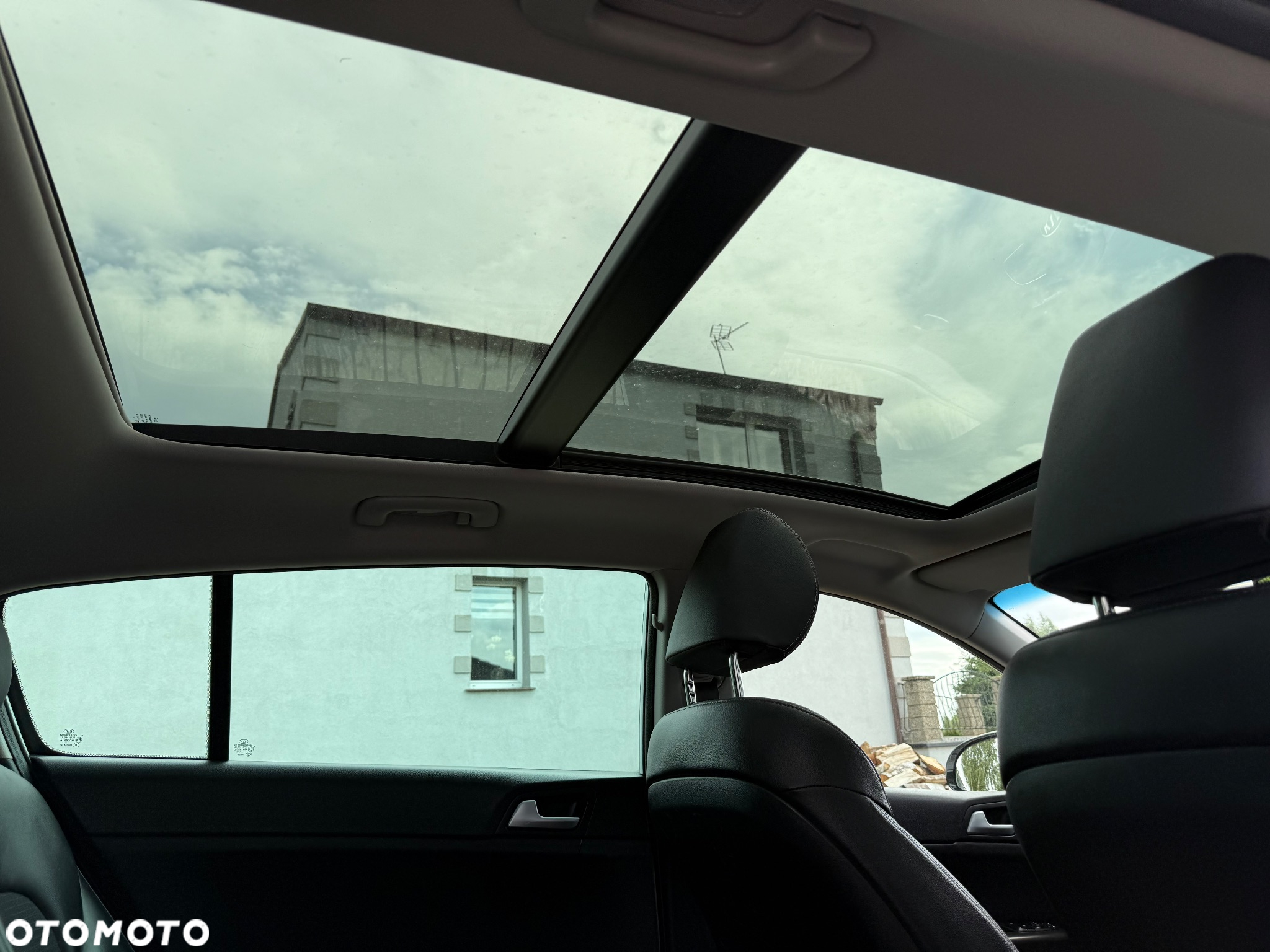 Kia Sportage 2,0 CRDI AWD Vision - 14
