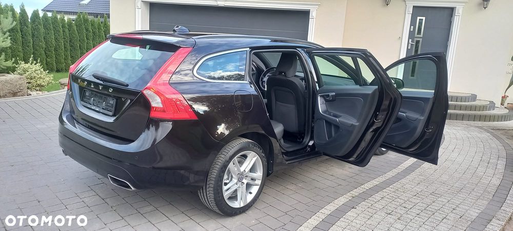 Volvo V60 D5 Geartronic Ocean Race - 29