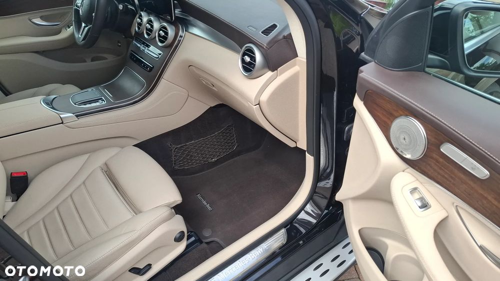 Mercedes-Benz GLC - 8