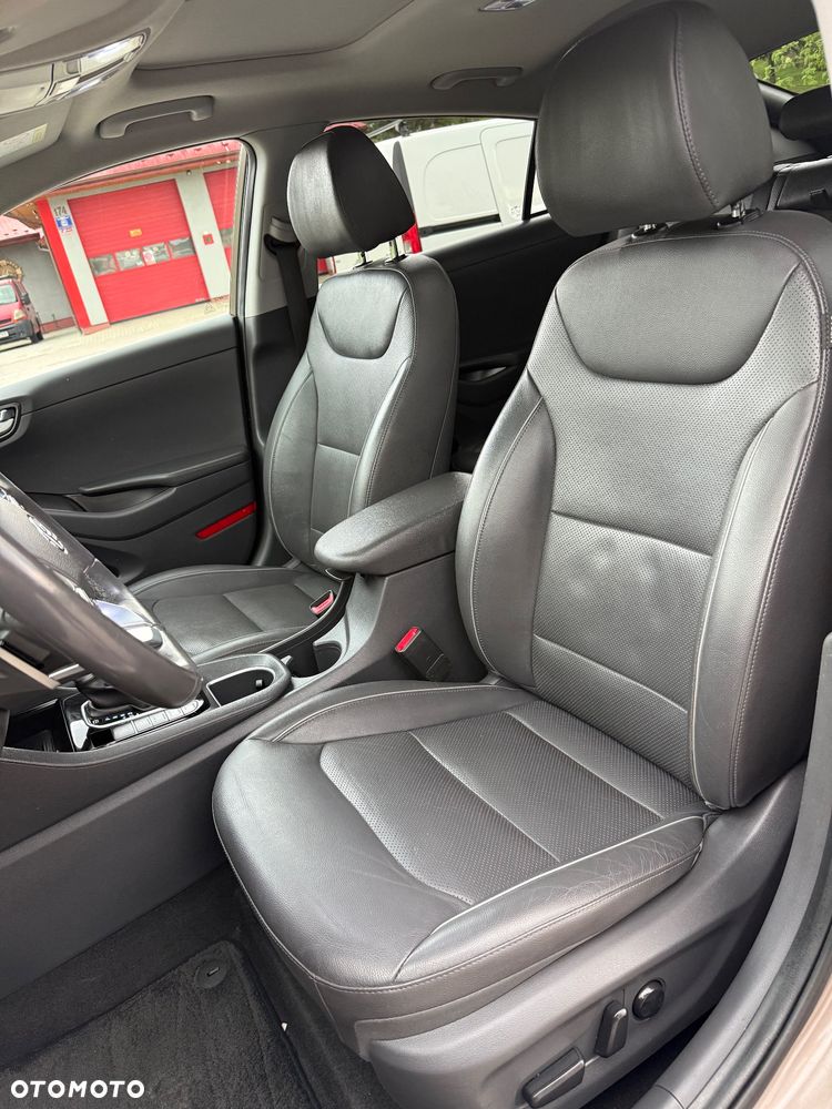 Hyundai IONIQ 1.6 GDI Premium - 12