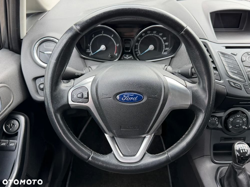 Ford Fiesta 1.5 TDCi SYNC Edition - 18