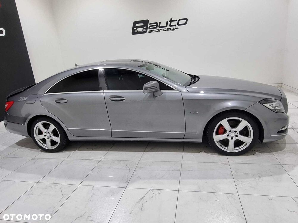 Mercedes-Benz CLS - 4