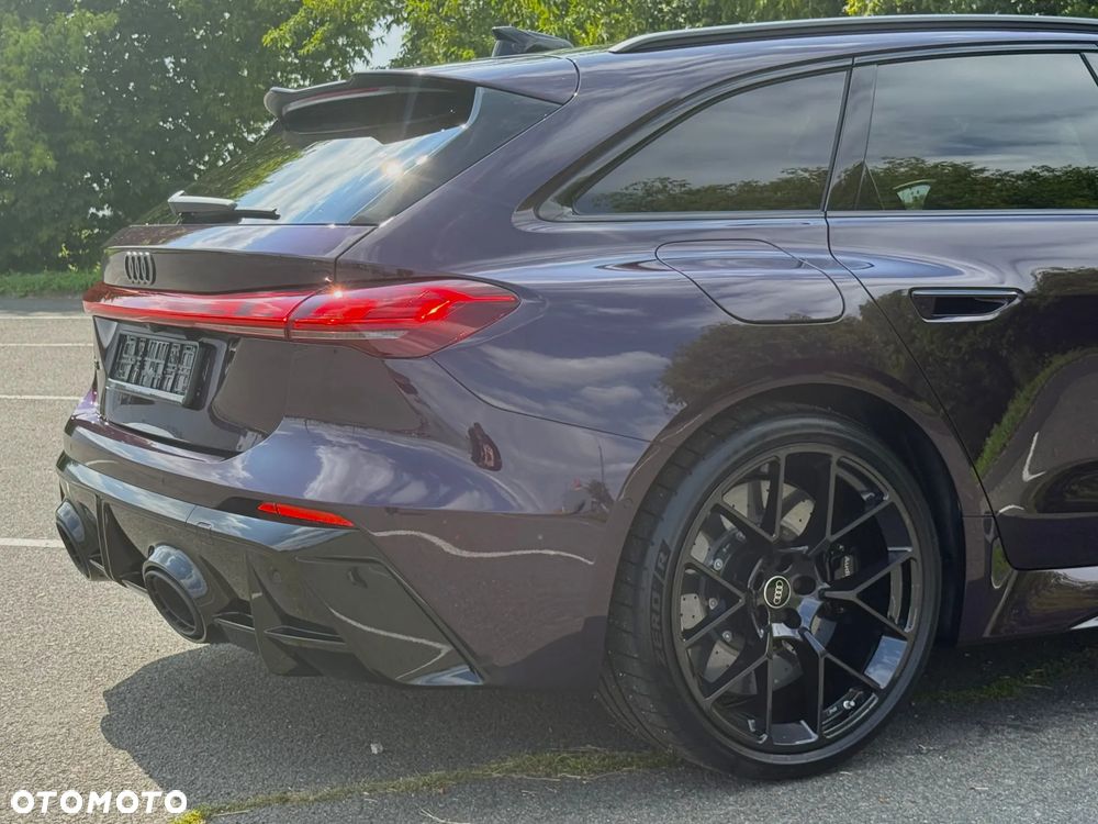 Audi RS5 Avant e-Hybrid 470kW Tiptronic - 13