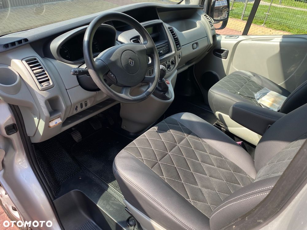Renault Trafic - 19