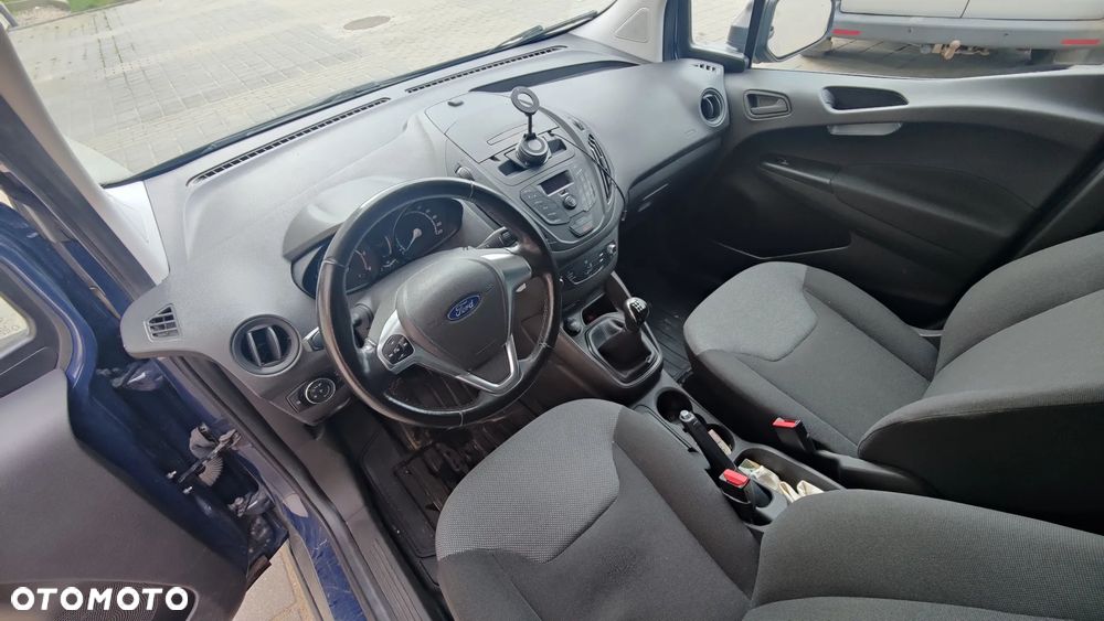 Ford Transit Courier - 7