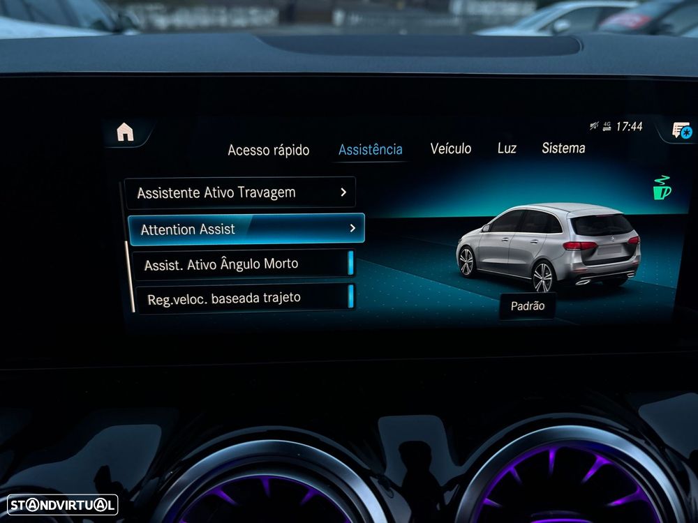 Mercedes-Benz B 250 e AMG Line - 36