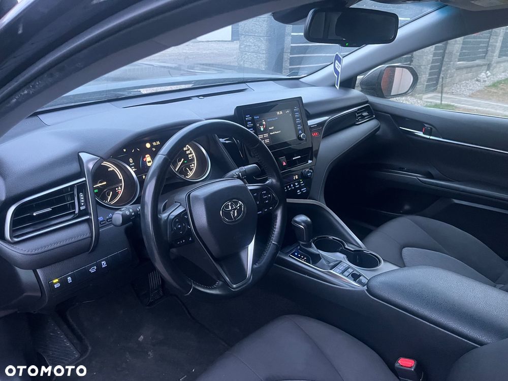 Toyota Camry 2.5 Hybrid Comfort CVT - 10