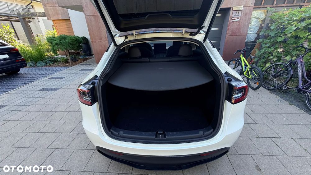 Tesla Model Y 62.5 RWD - 8