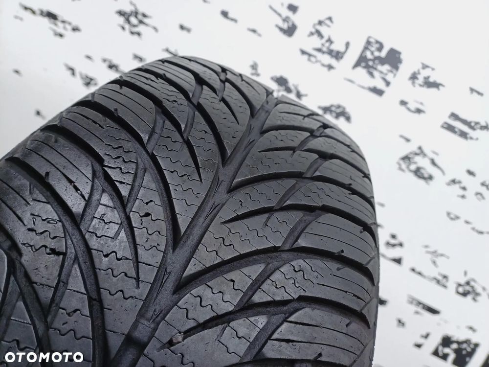 Opona całoroczna Uniroyal AllSeasonExpert 215/65R16 opona pojedyncza 52863 - 2