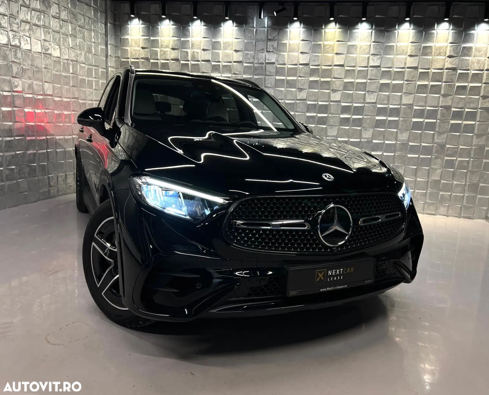 Mercedes-Benz GLC 200 4Matic 9G-TRONIC AMG Line Advanced - 1