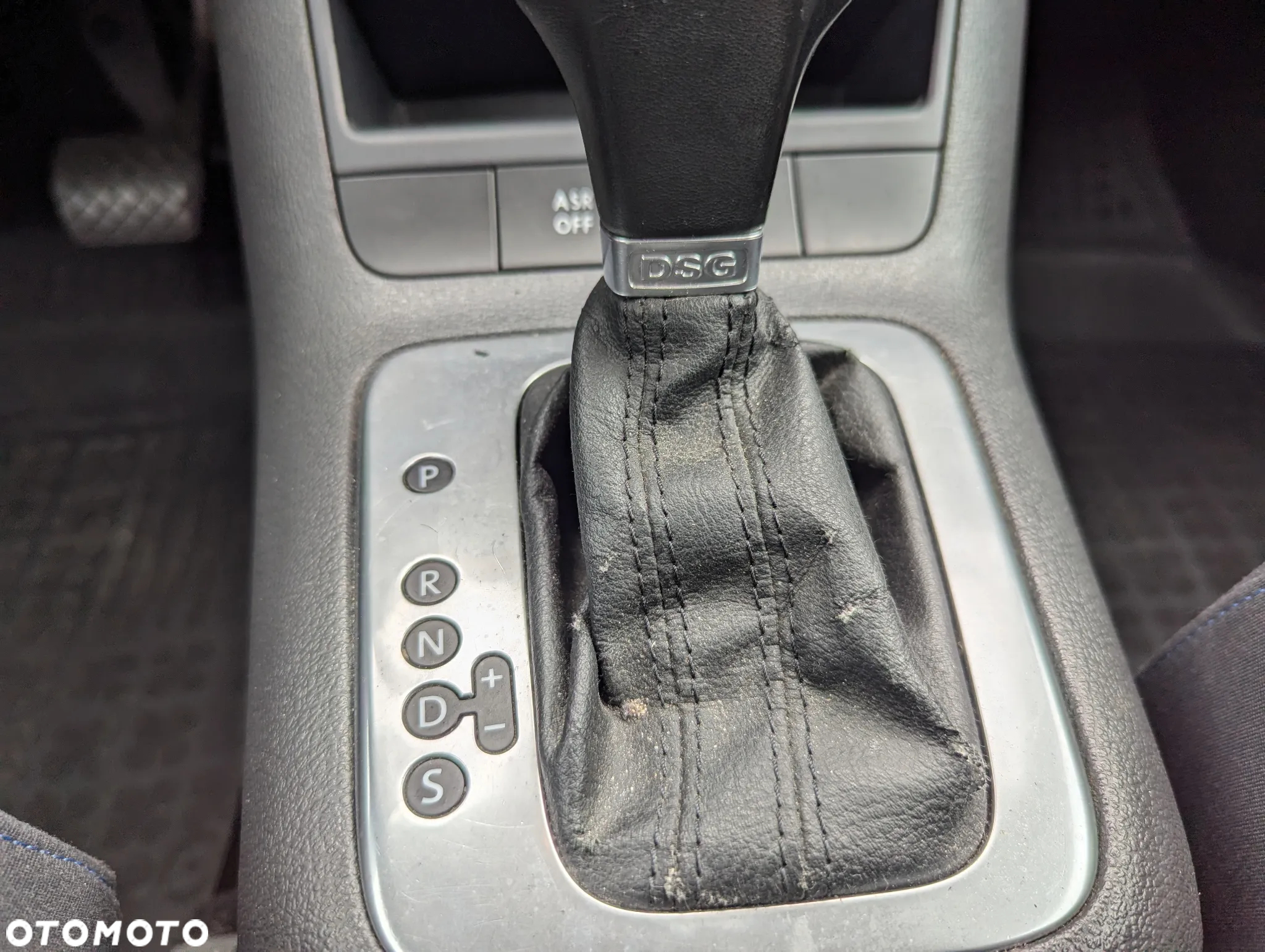 Volkswagen Golf Plus 1.9 TDI Comfortline DSG - 16