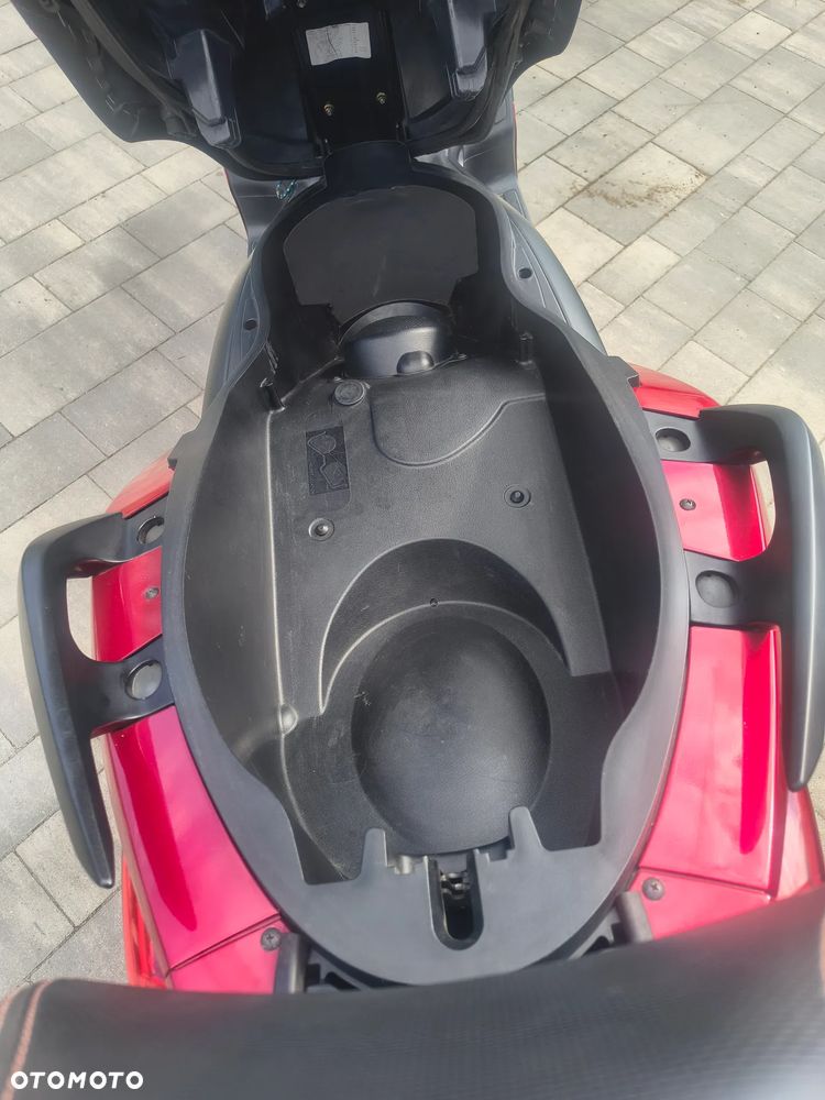 Yamaha X-max - 6