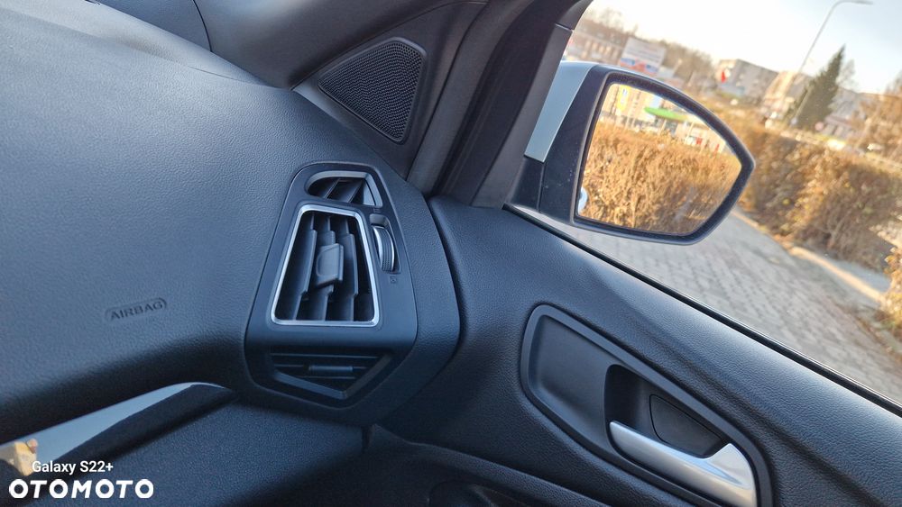 Ford Kuga 1.5 EcoBoost 2x4 ST-Line - 16