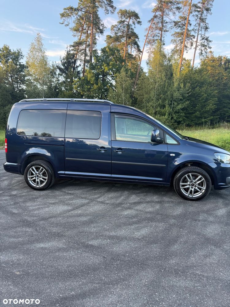 Volkswagen Caddy Maxi Highline DSG - 8