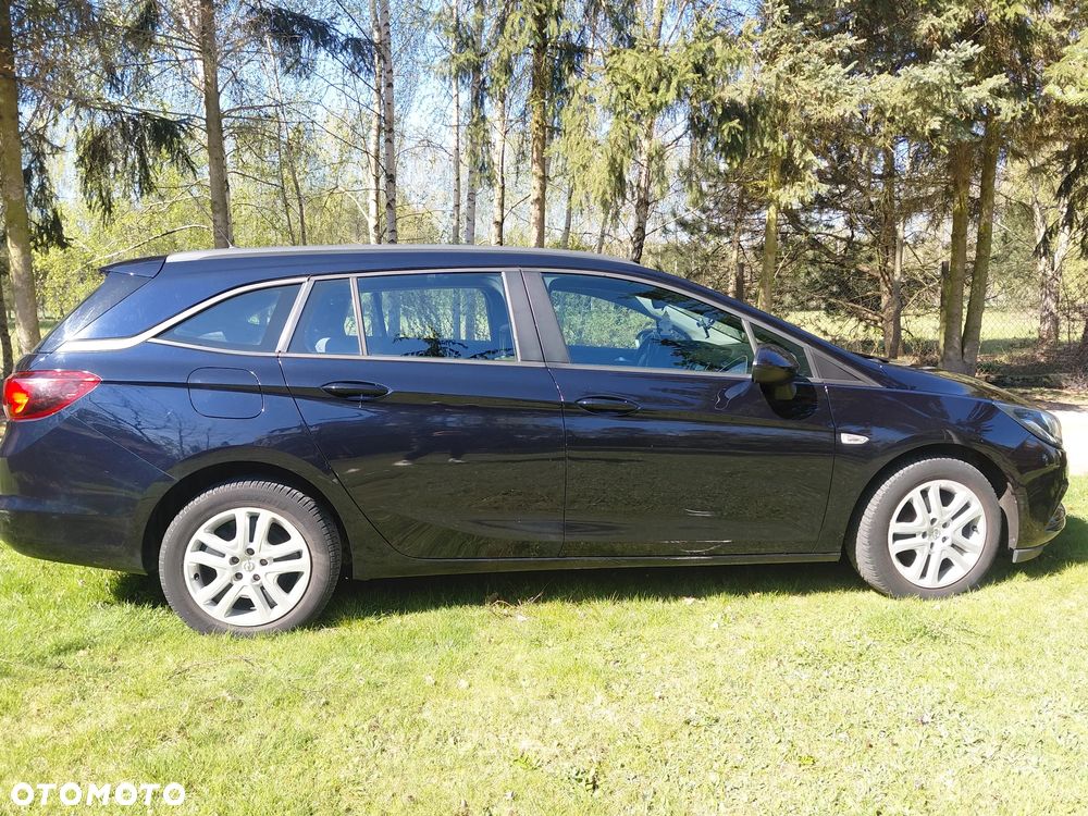 Opel Astra 1.6 CDTI Enjoy - 3