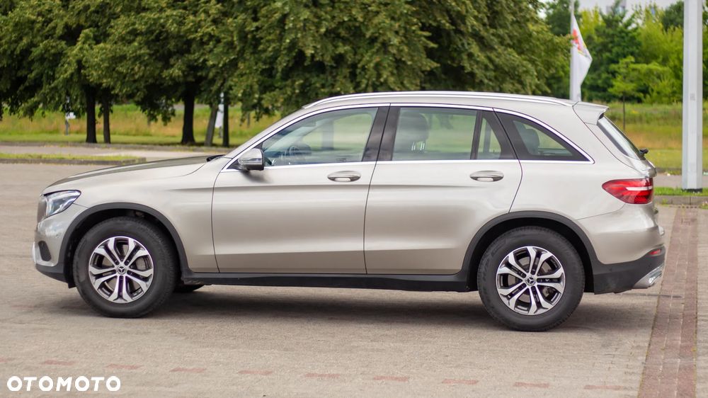 Mercedes-Benz GLC - 9
