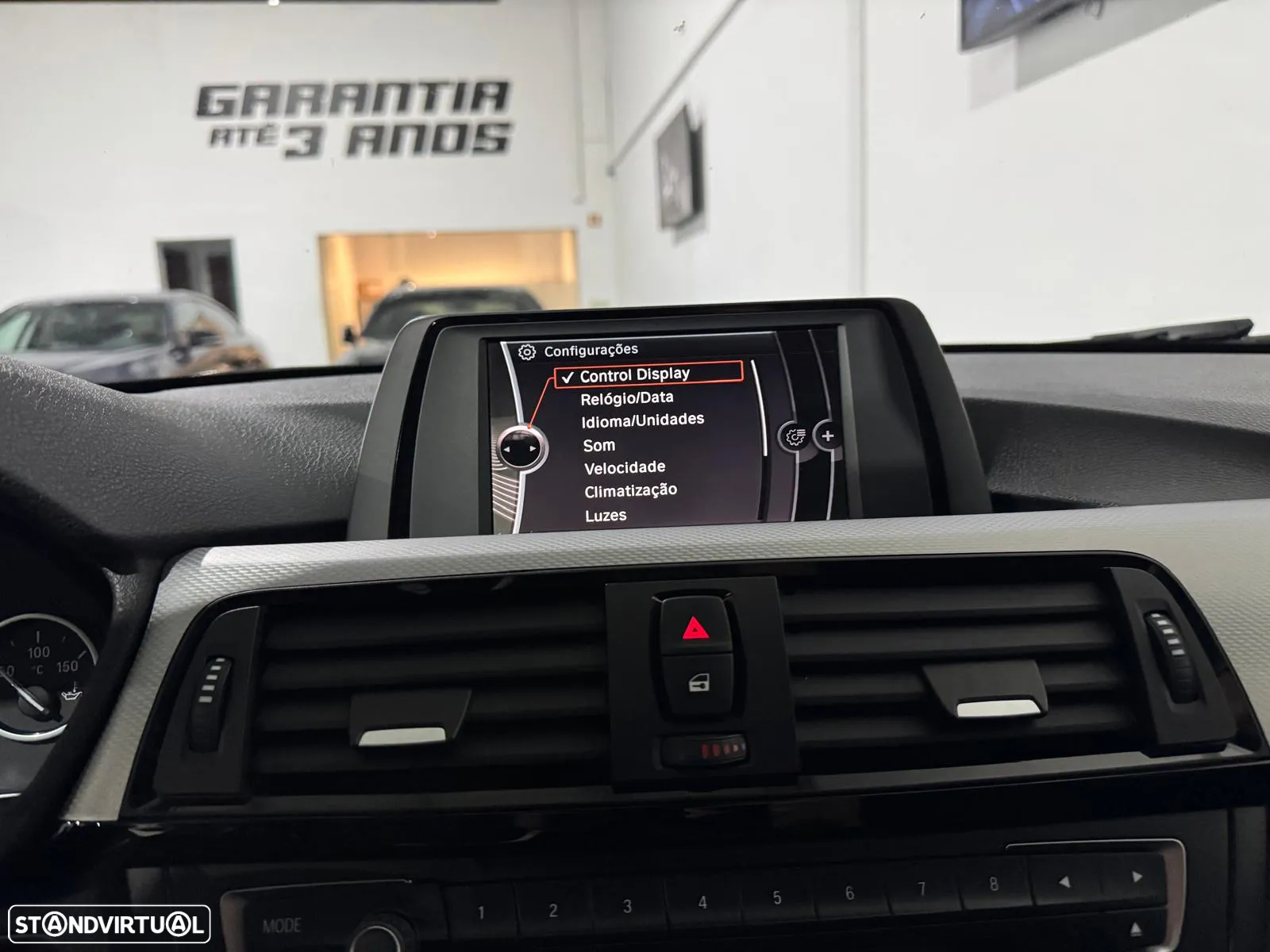 BMW 320 d Touring Auto Pack M - 29