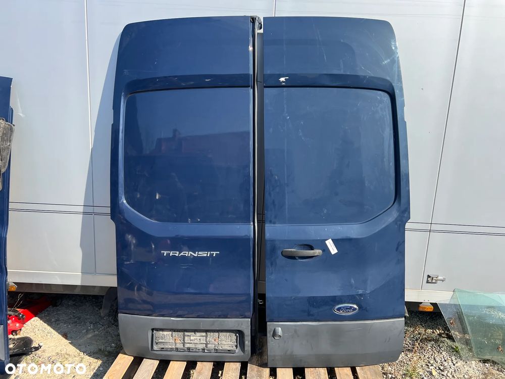 DRZWI TYLNE PRAWE LEWE FORD TRANSIT MK8