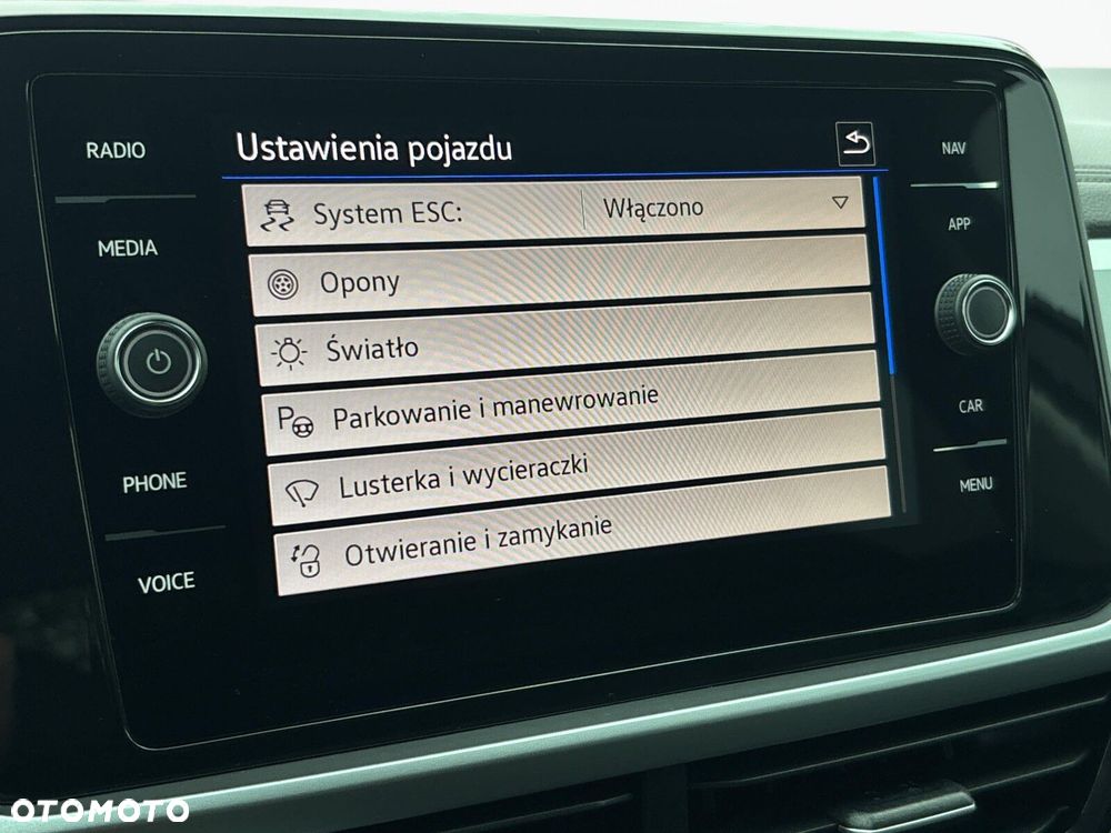 Volkswagen T-Roc 1.5 TSI Life DSG - 18