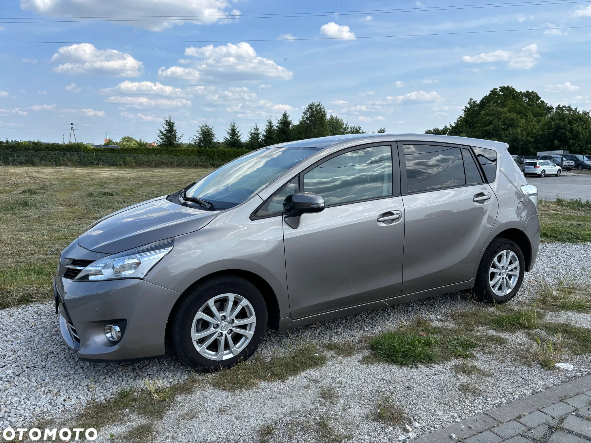 Toyota Verso 1.6 D-4D 5-Sitzer Start/Stop Edition S+ - 12