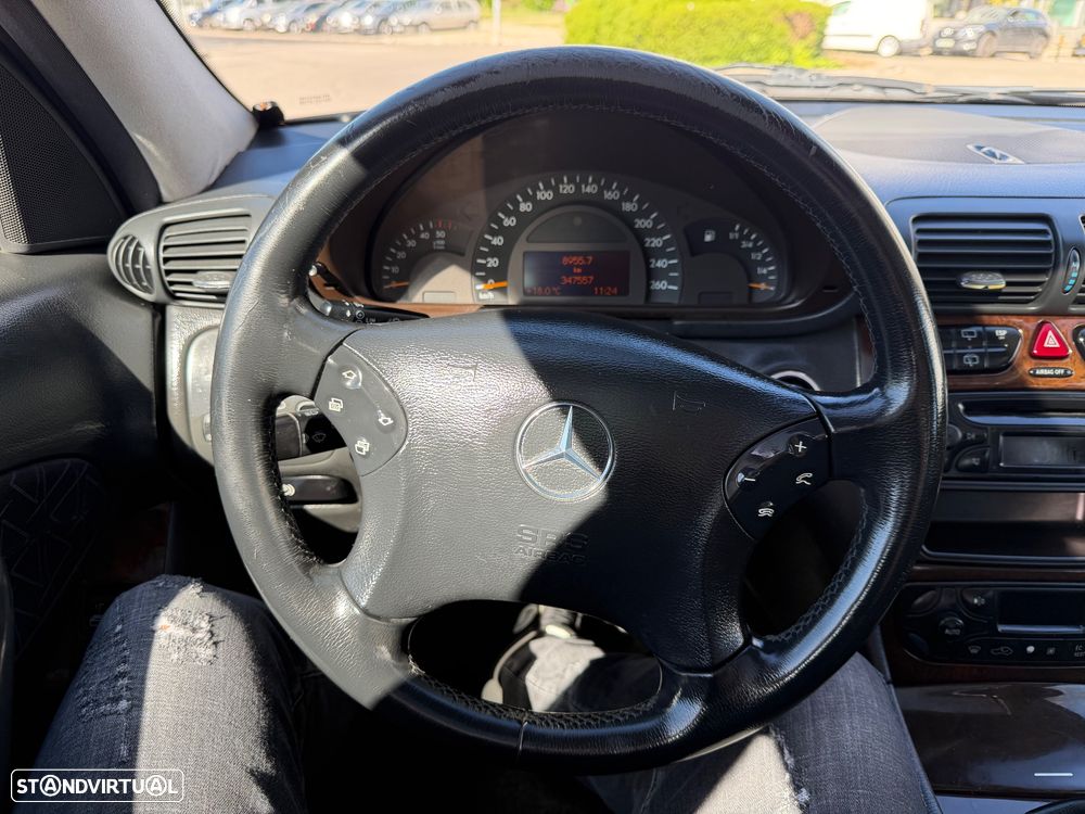 Mercedes-Benz C 220 CDi Avantgarde - 29