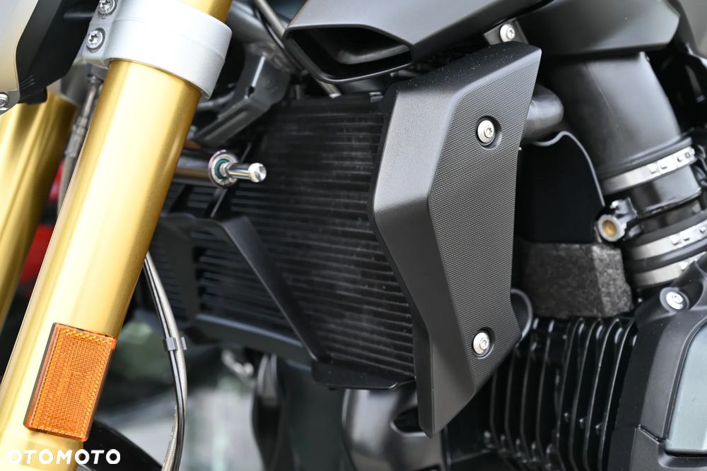 BMW R - 11