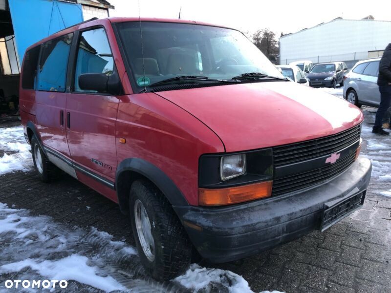 CHEVROLET ASTRO 95-05 blotnik lewy GMC SAFARI VAN przod przedni fender 4.3 v6 left front 1995 1996 1997 1998 1999 2000 2001 2002 2003 2004 2005 - 2