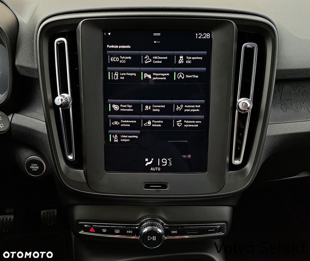 Volvo XC 40 - 20
