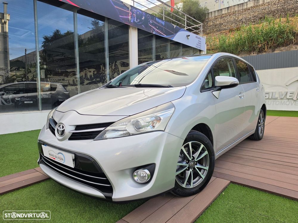 Toyota Verso 1.6 D-4D Comfort - 8