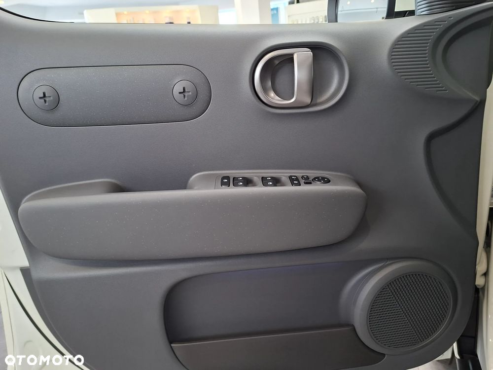 Hyundai Inster 49kWh Cross - 23