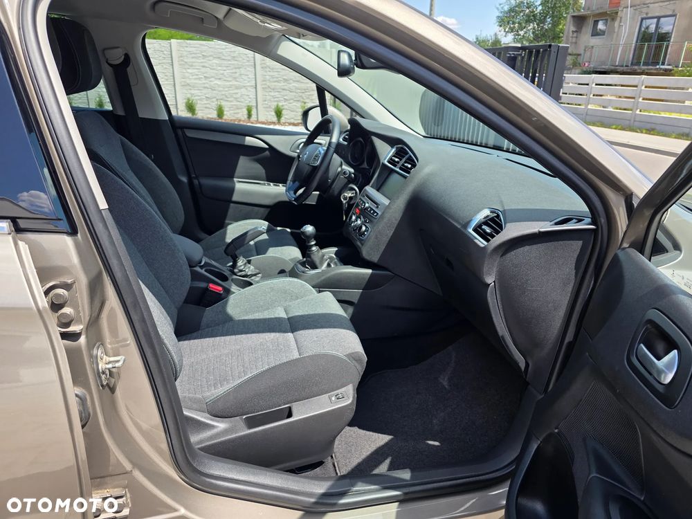 Citroën C4 1.2 e-THP Selection - 6