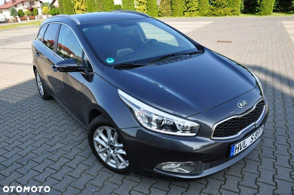 Kia Ceed 1.6 GDI Spirit - 13