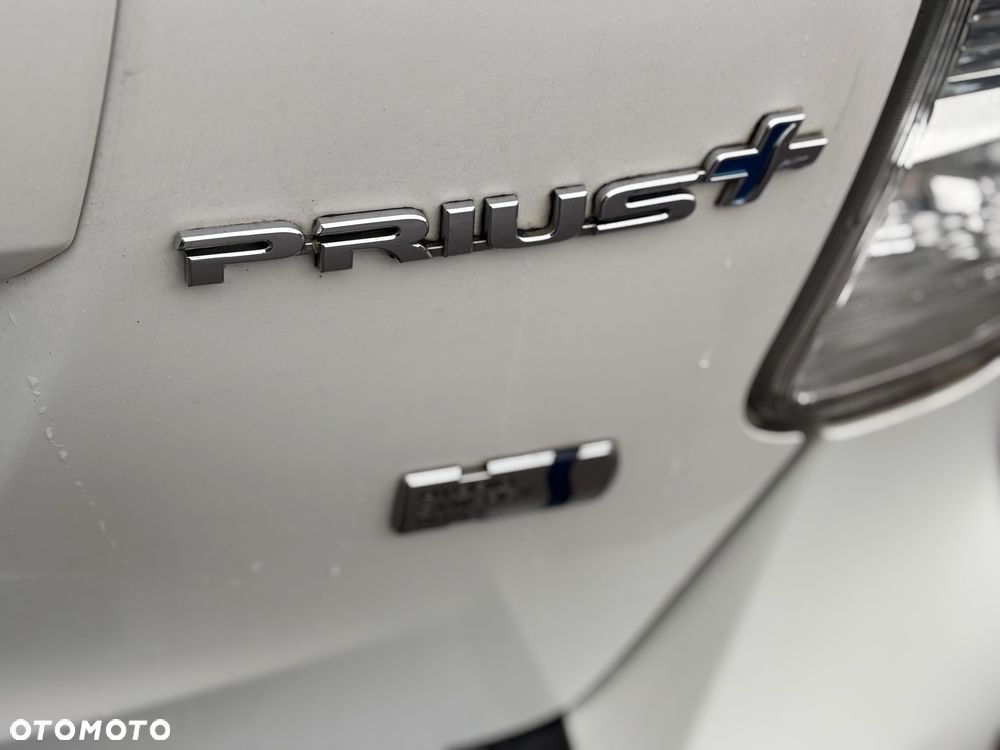 Toyota Prius+ - 16