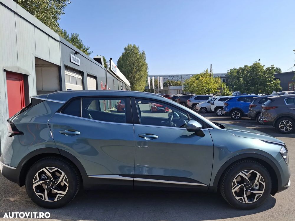 Kia Sportage 1.6 T-GDI MHEV 7DCT HP 4x2 Urban - 3