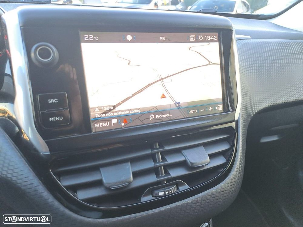 Peugeot 2008 1.2 PureTech GT Line - 18