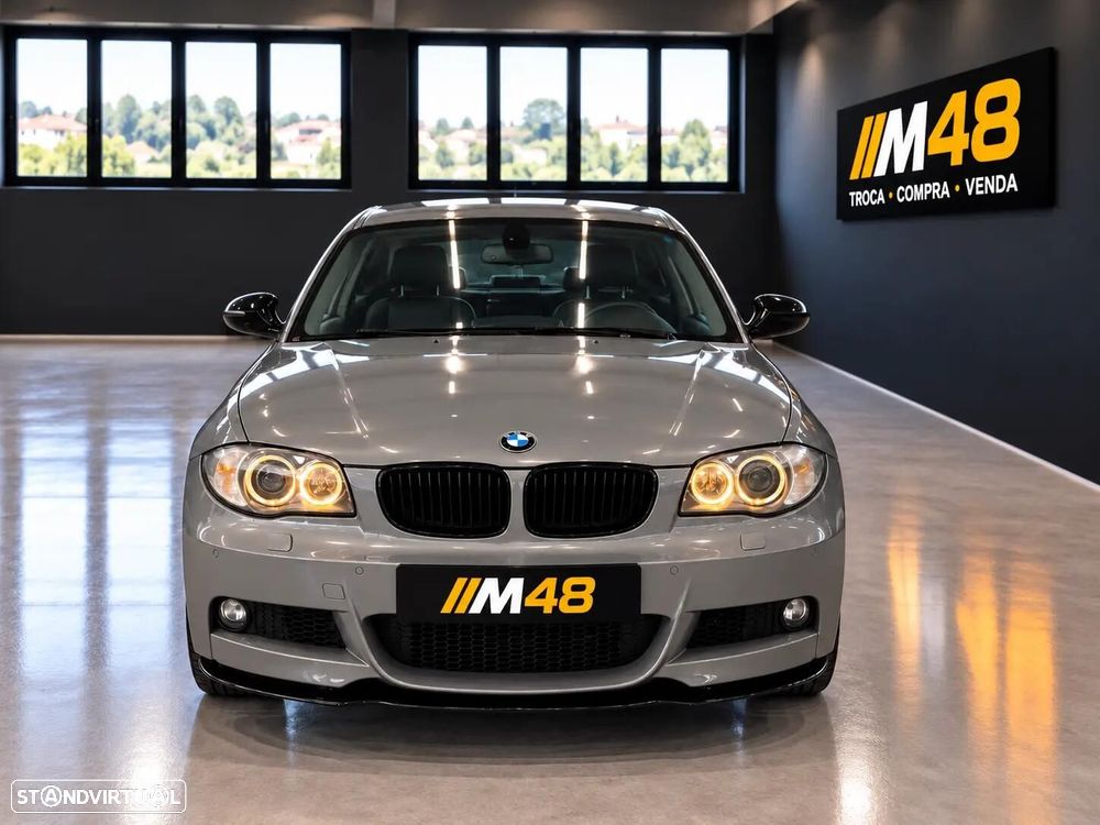 BMW 118 d Pack M - 4