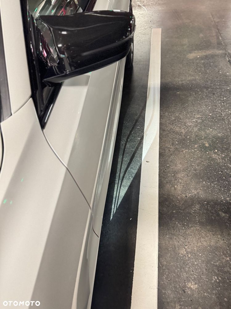 BMW Seria 3 320d - 40