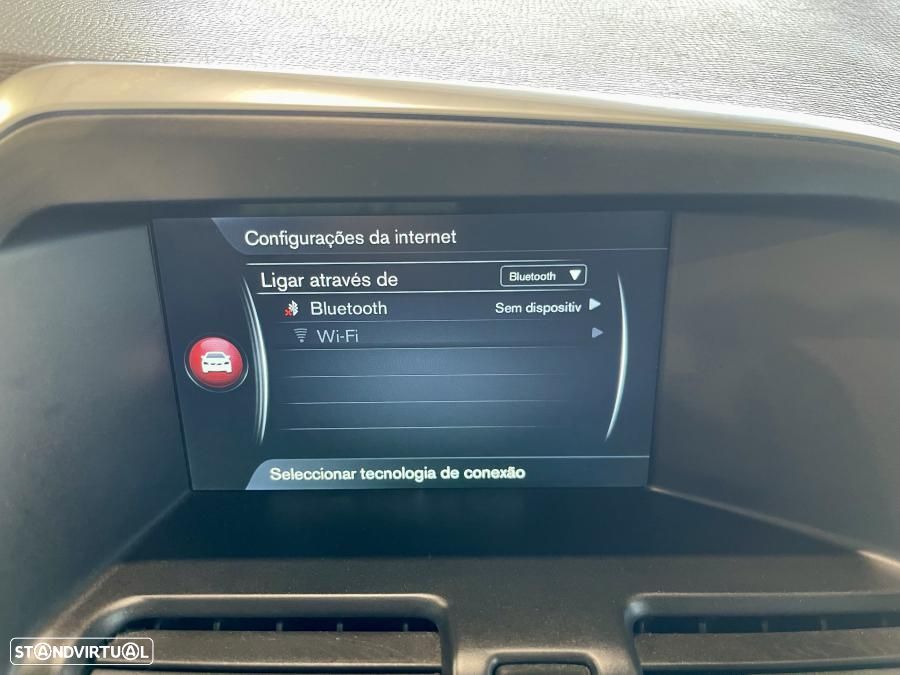 Volvo XC 60 2.0 D4 Momentum Geartronic - 19