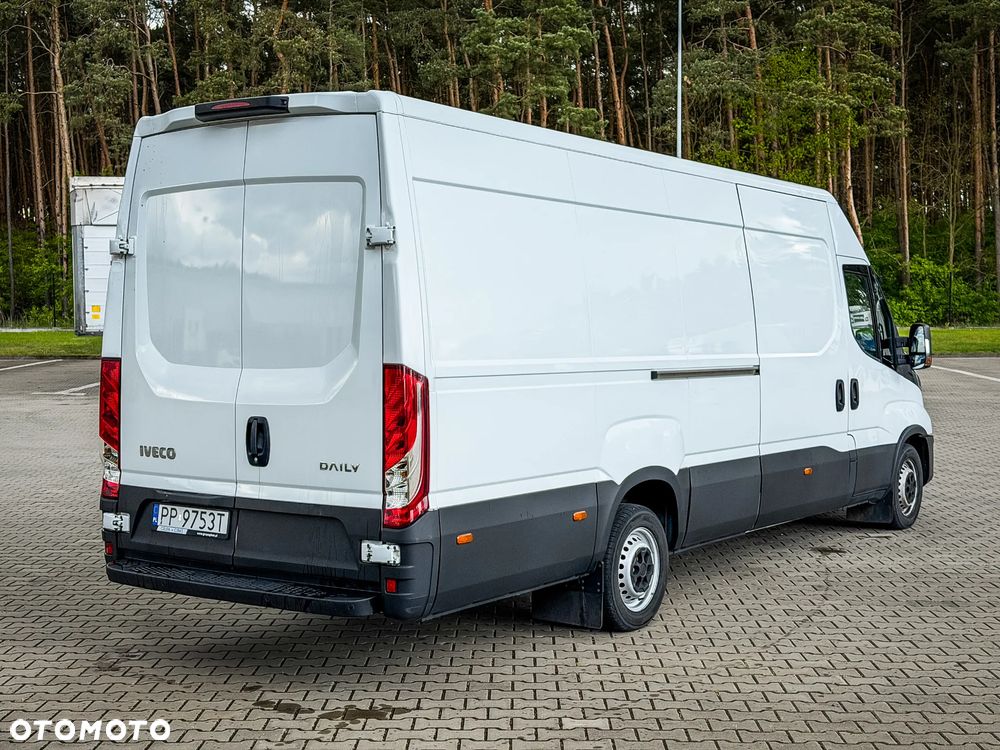 Iveco Daily 35S16 V 2.3 Diesiel 160 KM MT6 Furgon L4H2! - 18